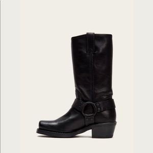 COPY - New Women FRYE Harness 12R 8.5